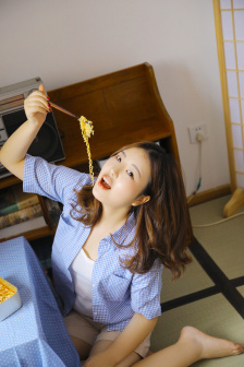 小早川伶子